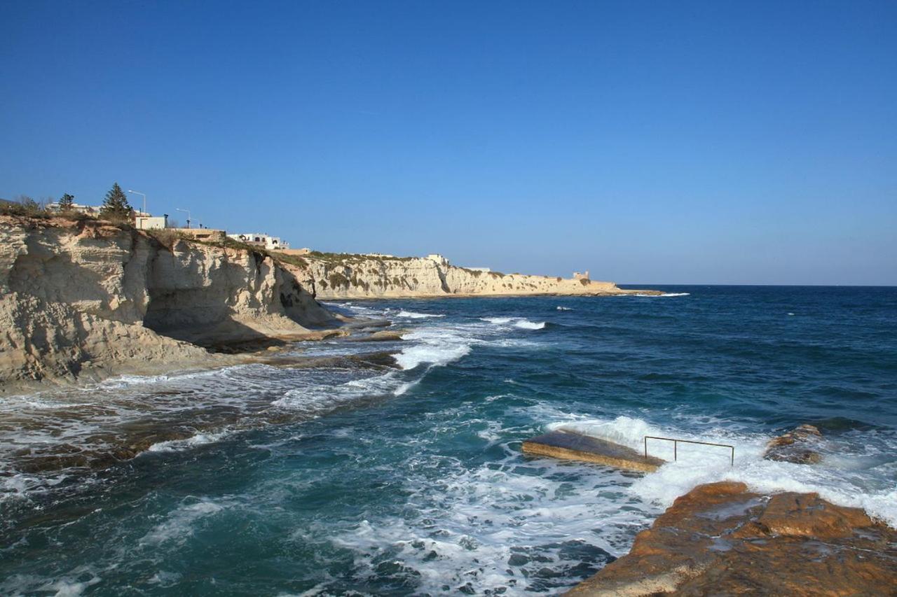 Trendy Seaside Escape 2 Bedroom Penthouse Marsaskala Exterior photo