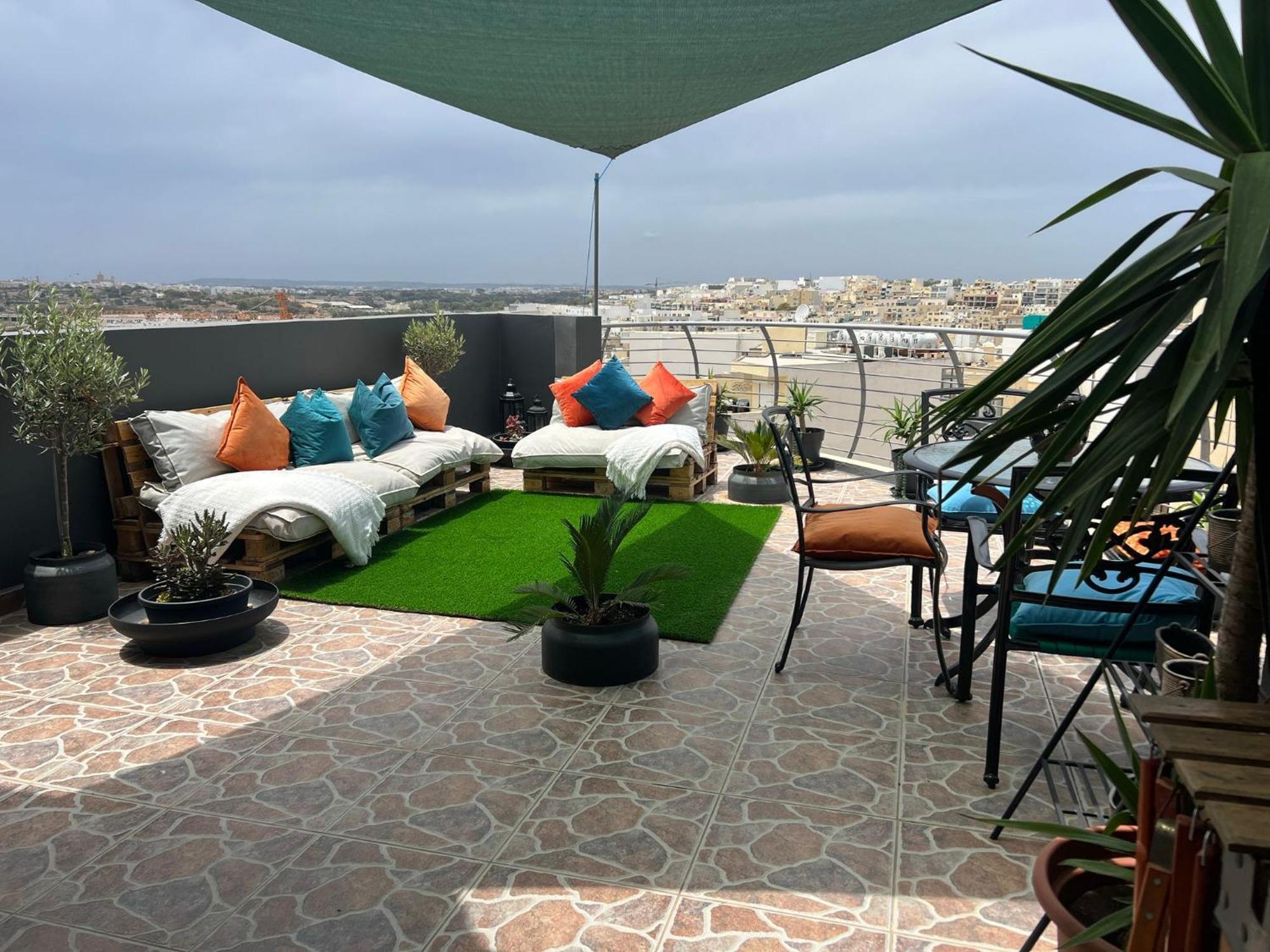 Trendy Seaside Escape 2 Bedroom Penthouse Marsaskala Exterior photo